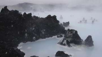 Iceland's Blue Lagoon spa closed due to earthquakes.