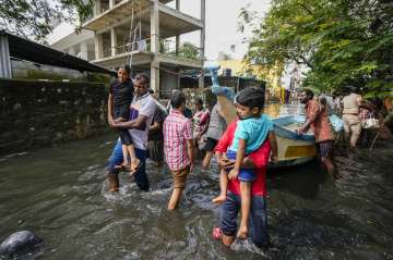 Cyclone Michaung, school closed, colleges closed in chennai,