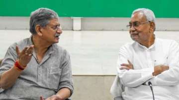 JDU leaders Lalan Singh and Nitish Kumar