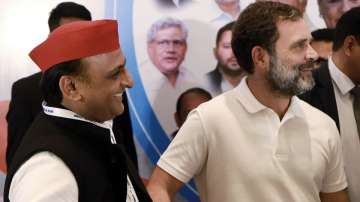 Congress leader Rahul Gandhi and SP chief Akhilesh Yadav