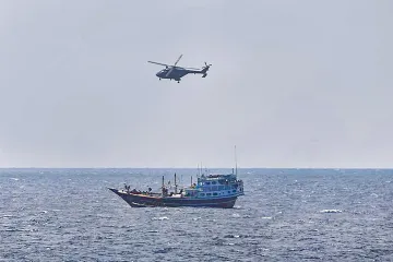 Indian Navy rescues Sri Lankan fishermen