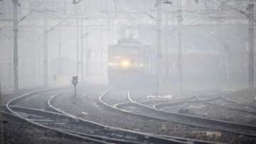 Indian railways, trains running late, dense fog, rail services affected, trains to delhi 