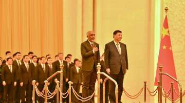 Chinese President Xi Jinping and First Lady of China officially welcome Maldives President Muizzu an