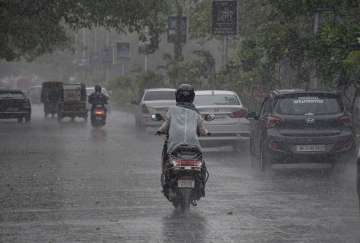 mumbai rains, mumbai weather, mumbai temperature, mumbai rains today,mumbai rains news, mumbai rains