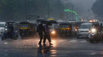 Light rain in Delhi-NCR