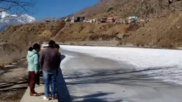 WATCH VIDEO: Sissu Lake transforms into icy wonderland as temperature drops to -15°C in Himachal Pradesh