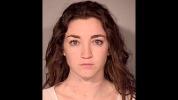US, California woman avoids jail, woman stabs boyfriend