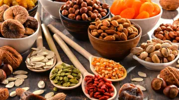 Stay away from these 5 dry fruits in the morning