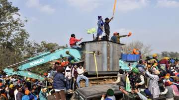 Farmers protest, Haryana government extends mobile internet suspension,  mobile internet suspension 