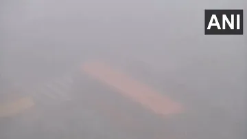 Fog blankets Delhi