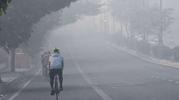 Fog enveloped the city as minimum temperature dropped to 7°C 