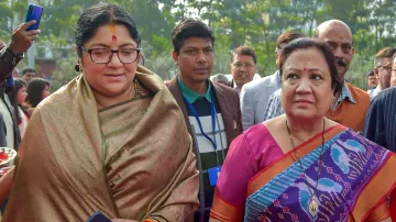 BJP MP Locket Chatterjee, MoS Railway Darshana Jardosh with other leaders in Kolkata.