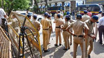 Mumbai on alert after serial blasts threat call