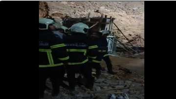 mumbai wall collapse, goregaon wall collapse, Mumbai news, Two dead, one injured, wall collapses nea