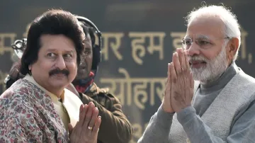 Padma Shri Pankaj Udhas with PM Modi (File photo)