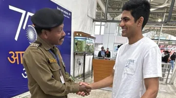 Shubman Gill meets Francis Minz.