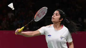 Aakarshi Kashyap returns a shot.