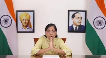 Sunita Kejriwal arvind Kejriwal Wife