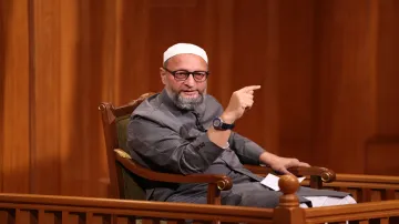 Owaisi supports Akhand Bharat, Owaisi in Aap Ki Adalat, asaduddin owaisi in Aap Ki Adalat, aap ki ad