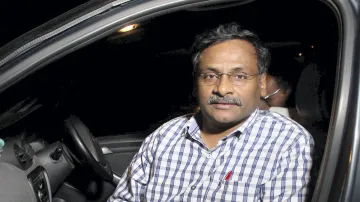 Maoist links case, Former Delhi University professor gn Saibaba, gn saibaba released from Nagpur jai