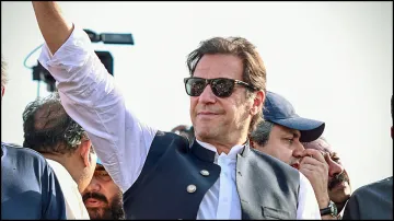 Pakistan, Imran Khan, Sunni Ittehad Council, reserved seats