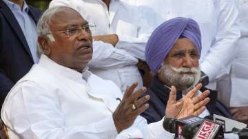 Kharge, Kharge press conference, 