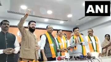 Maharashtra: Senior Congress leader Padmakar Valvi joins BJP ahead of Lok Sabha polls