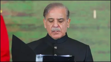 Pakistan, Shehbaz Sharif, Pakistan cabinet, salaries, economic crisis