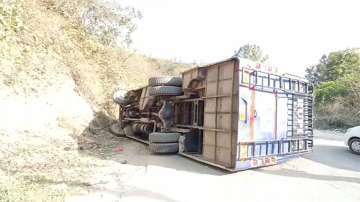 Himachal Pradesh bus accident, passengers injured as bus overturns near Kangra tunnel, 52 devotees o