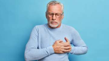 early symptoms of heart attacks