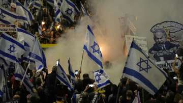 Massive protests erupt against Prime Minister Benjamin Netanyahu in Israel