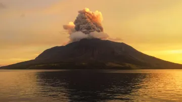 Mount Ruang volcano eruption