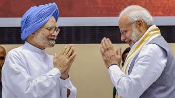PM Modi with former Prime Minister Manmohan Singh 