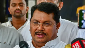 Maharashtra Congress leader Vijay Wadettiwar 