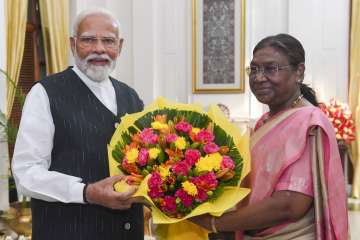 Pm Modi with President Droupadi Murmu