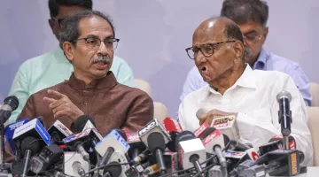 Sharad Pawar with Uddhav Thackeray