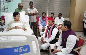 SP chief Akhilesh Yadav meets Atishi at the hospital