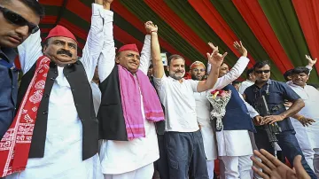 Congress leader Rahul Gandhi and Samajwadi Party Chief Akhilesh Yadav during a public meeting for Lok Sabha polls.