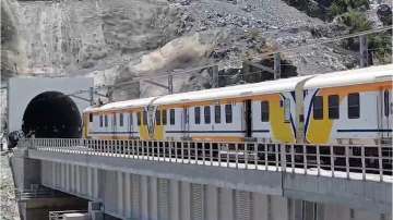 Chenab rail bridge, Chenab rail bridge trial run, jammu kashmir, indian Railways conduct trial run, 