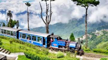Must-visit places in Darjeeling to escape summer heat