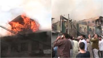 Fire erupts in Srinagar