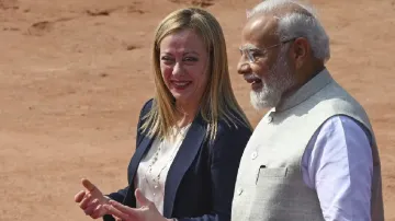 Italian Prime Minister Giorgia Meloni with pm Narendra Modi.