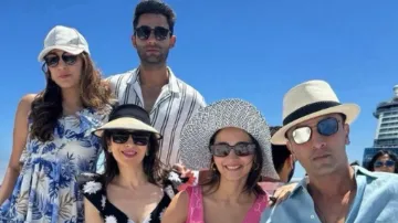 Karisma Kapoor shares photo featuring Alia-Ranbir