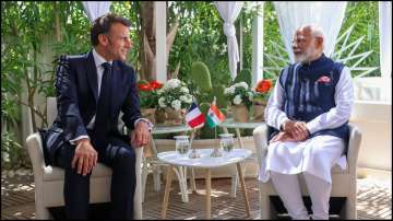 PM Narendra Modi with French President Emmanuel Macron.