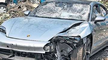 Porsche car which hits two tachies in Pune