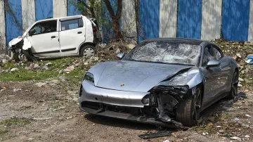 Pune Porsche car