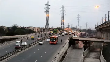 Sarita Vihar flyover