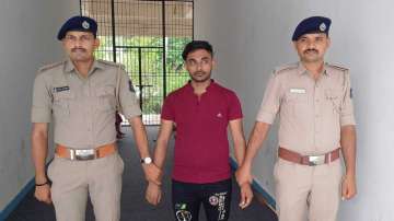 Minar Sarhad, an illegal immigrant from Bangladesh, was arrested by Surat Police.