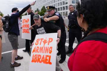 Massive protests in Washington as Benjamin Netanyahu arrives in Washington.