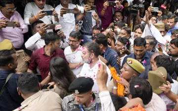 Rahul Gandhi in UP court